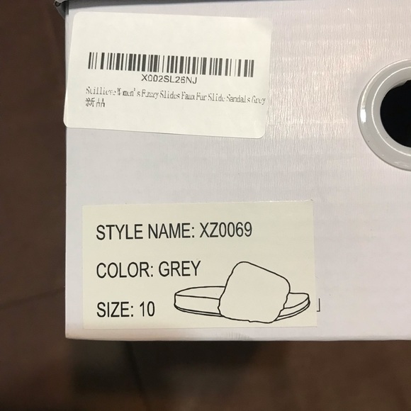 Women’s fuzzy slides with some arch support NIB - Picture 7 of 7